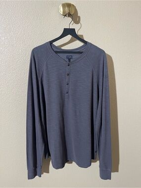 Good Man Brand Long-Sleeve Henley in Slate